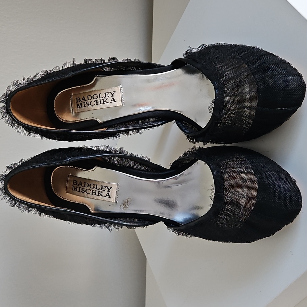 Badgley Mischka Women Heels size 7.5 Black 4.5 Inch Heel Pumps - Picture 2 of 8